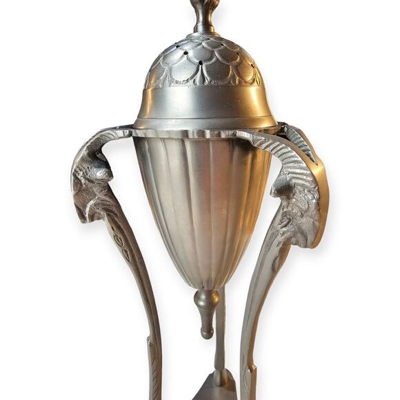 Vintage 1940’s Brass Neoclassical Mantle Piece 3-Goat Head Hoof Incense Burner - Picture 7 of 11